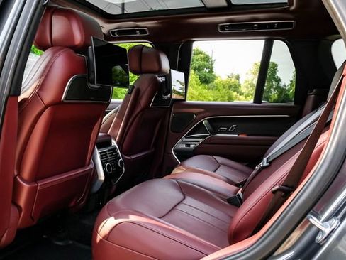 Used 2024 Land Rover Range Rover Autobiography AWD/4WD image 48