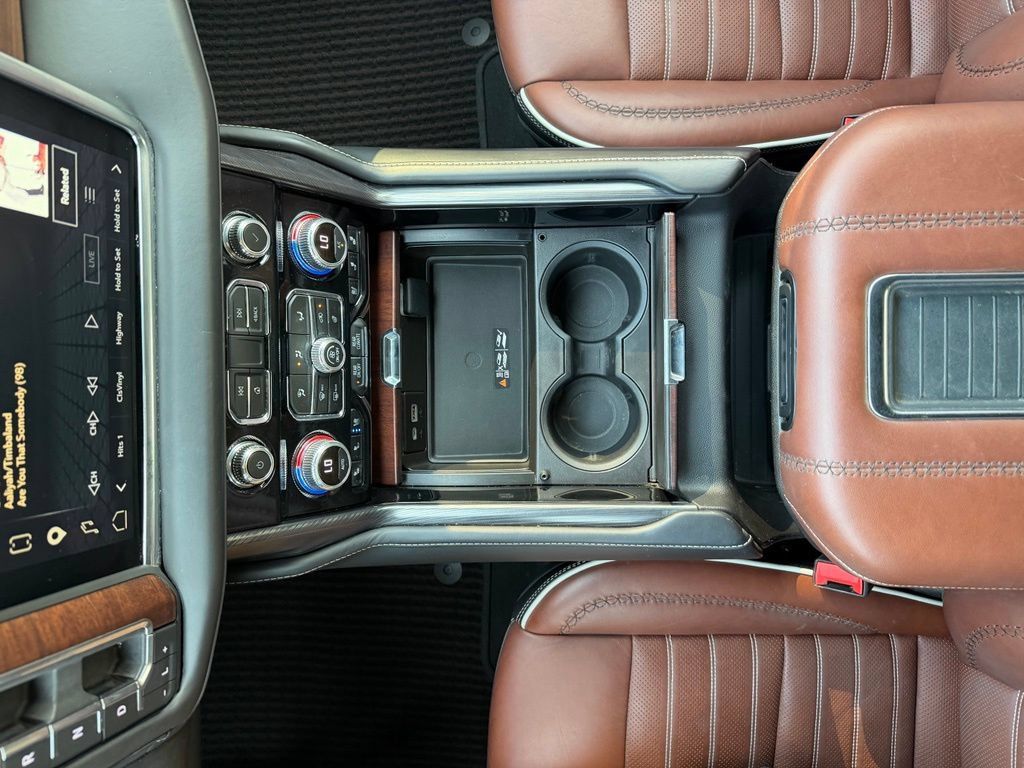 Used 2023 GMC Yukon Denali Ultimate AWD/4WD image 22