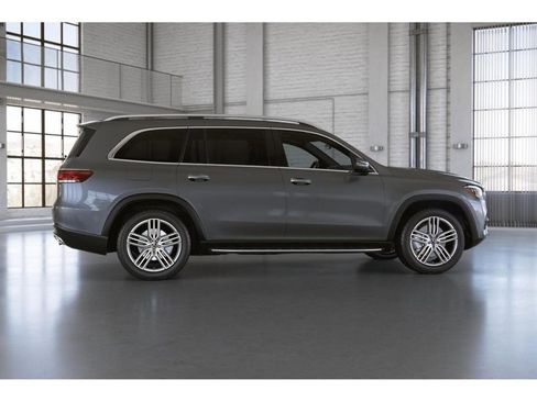 Certified 2022 Mercedes-Benz GLS 450 4MATIC image 18