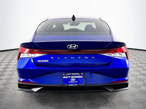 Certified 2023 Hyundai Elantra SEL w/ Convenience Package image 6