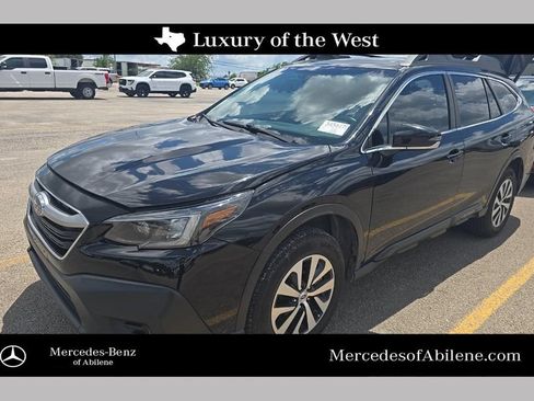 Used 2022 Subaru Outback Premium AWD/4WD image 1