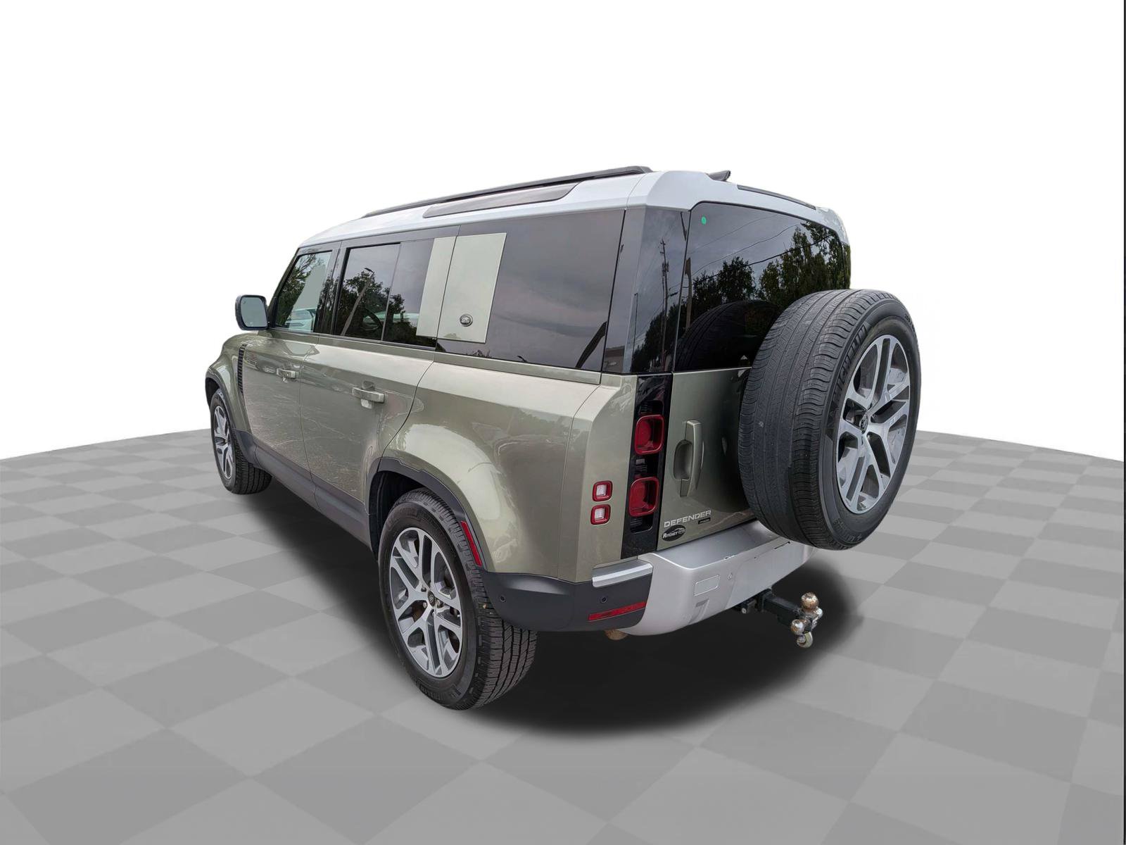 Used 2021 Land Rover Defender 110 SE AWD/4WD image 6