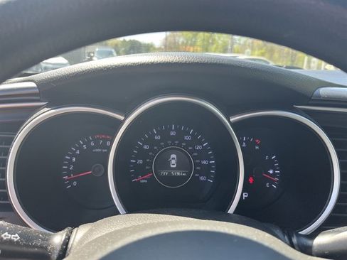Used 2015 Kia Optima LX FWD image 23