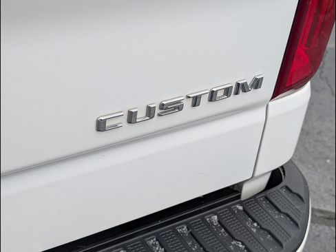 Used 2022 Chevrolet Silverado 1500 Custom image 21