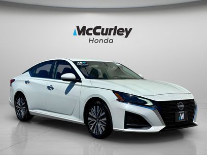 Used 2023 Nissan Altima 2.5 SV