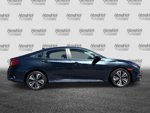 Used 2017 Honda Civic EX-T image 3