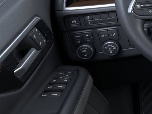 New 2026 Chevrolet Suburban High Country AWD/4WD image 22