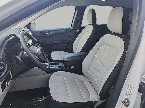 Certified 2023 Ford Escape Active w/ Tech Pack #1 image 14