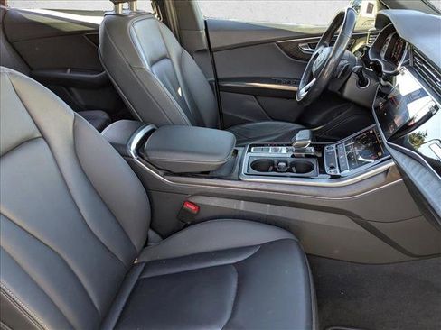 Used 2021 Audi Q8 Premium w/ Convenience Package image 21