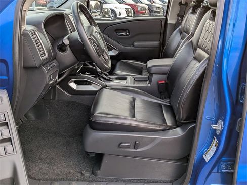 Used 2024 Nissan Frontier SL w/ Technology Package image 10