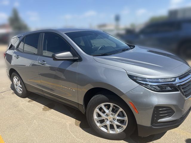 Used 2024 Chevrolet Equinox LS w/ LS Convenience Package AWD/4WD image 35