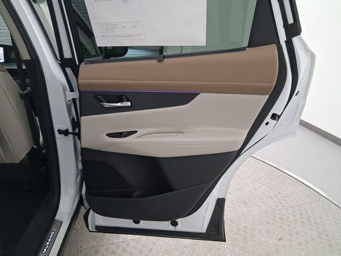 Used 2025 Nissan Murano Platinum w/ Cargo Package image 31