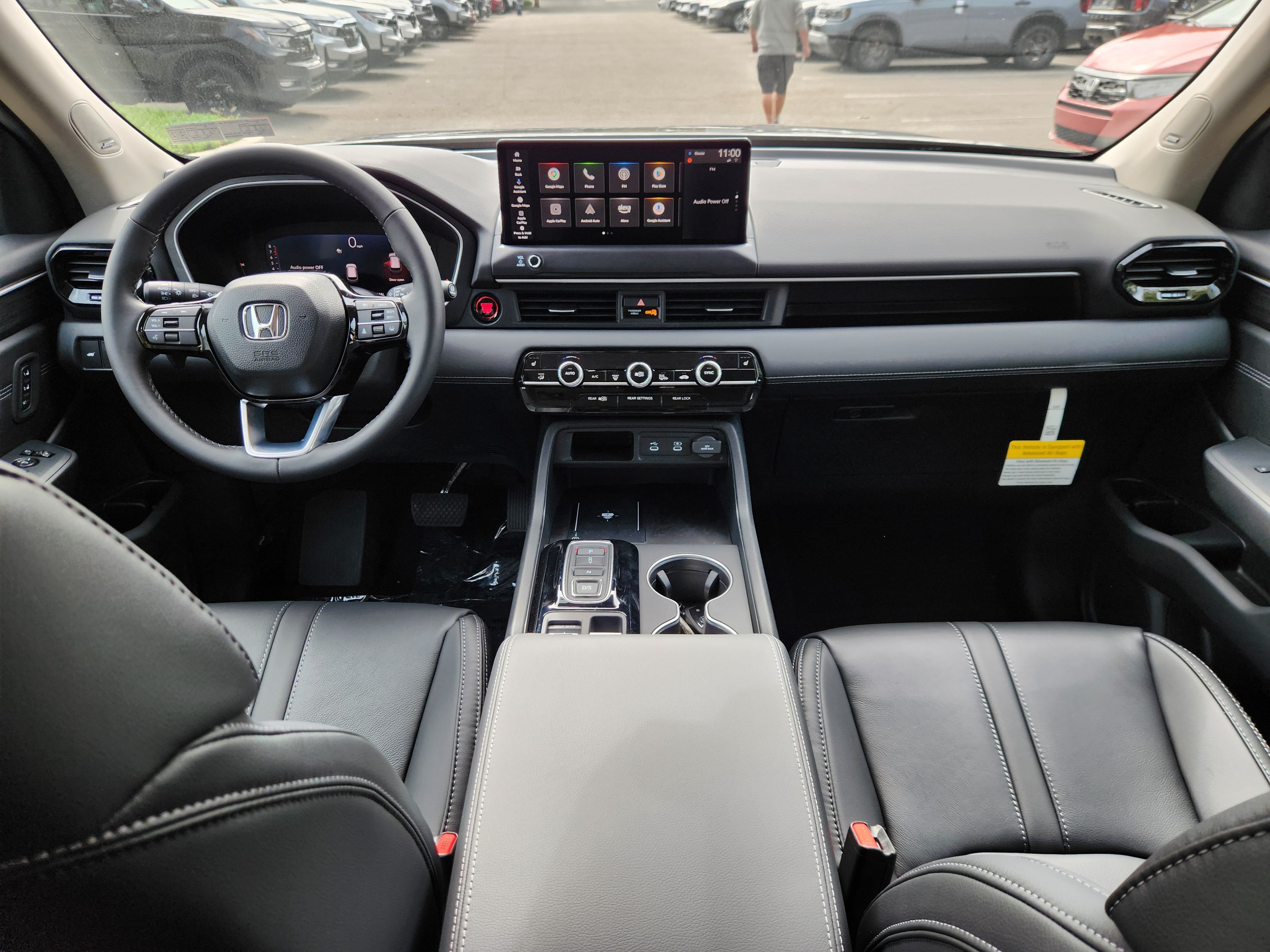New 2026 Honda Pilot Touring image 7
