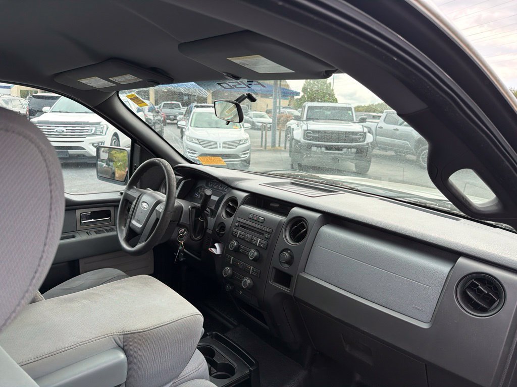 Used 2011 Ford F150 STX w/ STX Decor Pkg RWD image 9