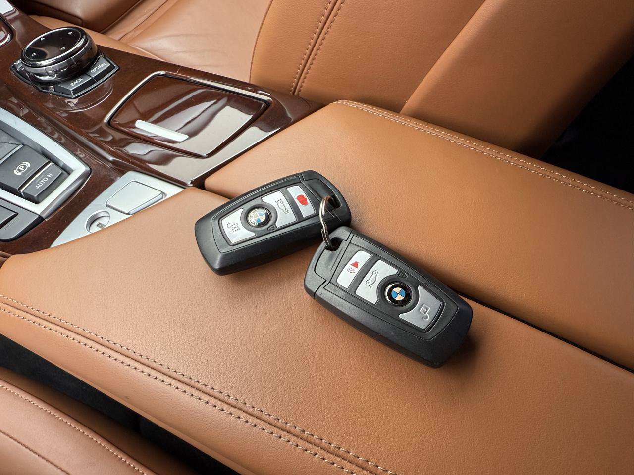 Used 2015 BMW 550i Sedan RWD image 96