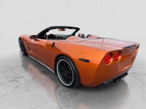 Used 2007 Chevrolet Corvette Convertible w/ Preferred Equipment Group RWD image 3