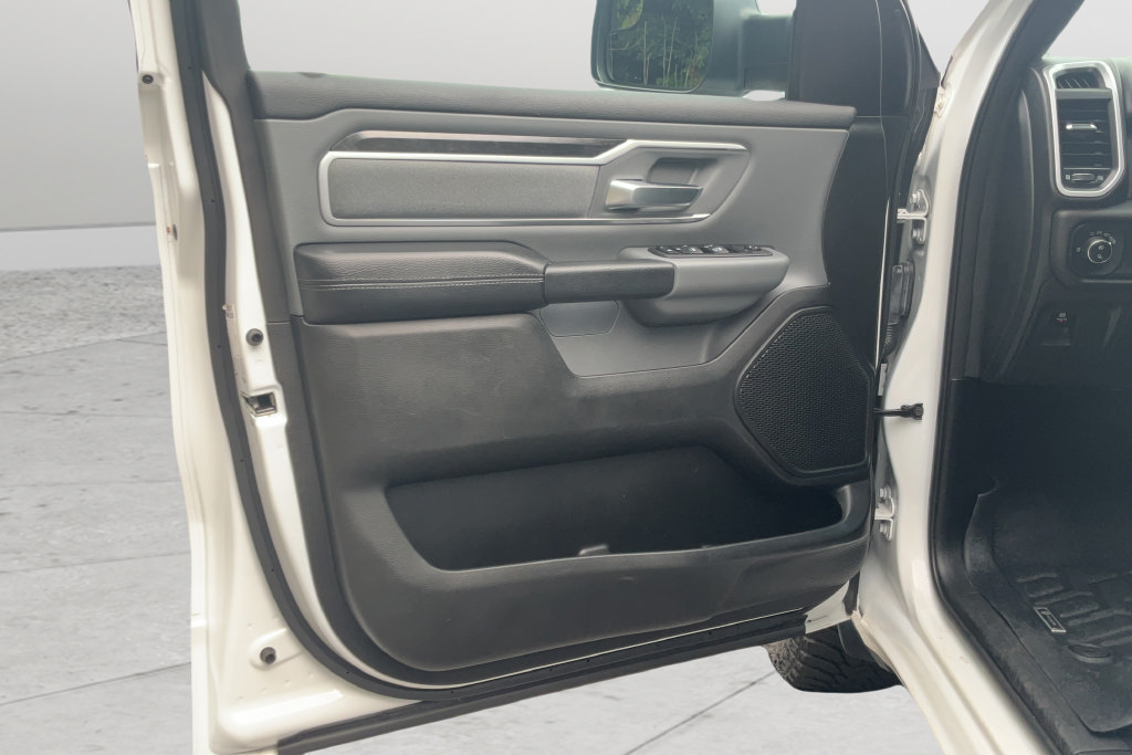 Used 2022 RAM 1500 Big Horn RWD image 10