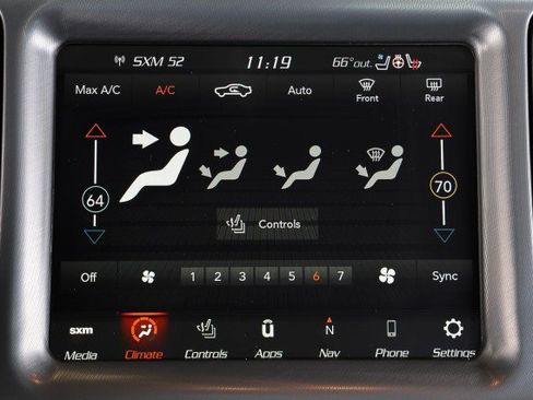 Used 2022 Dodge Challenger R/T Scat Pack RWD image 18