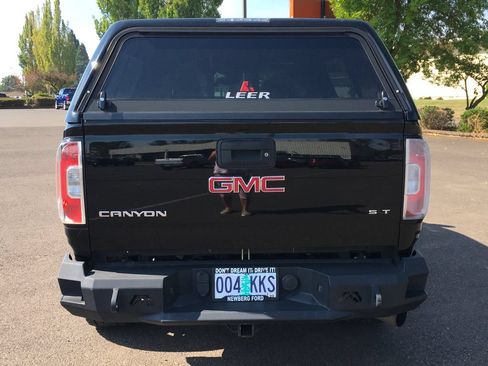 Used 2017 GMC Canyon SLT w/ Driver Alert Package AWD/4WD image 5