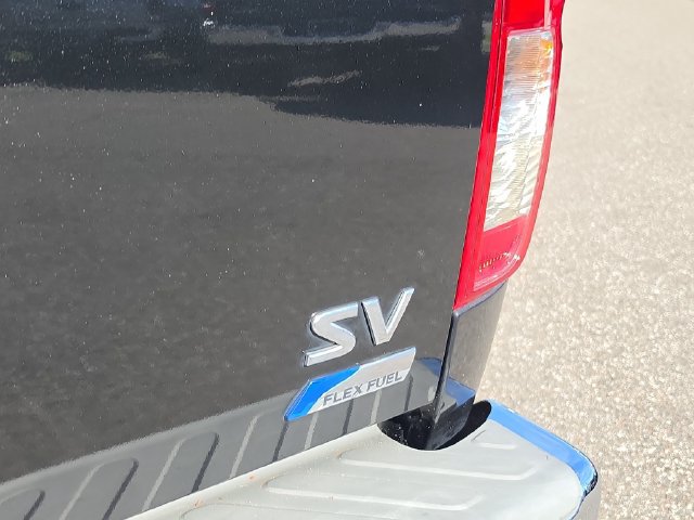 Used 2017 Nissan Frontier SV w/ SV Value Truck Package RWD image 6