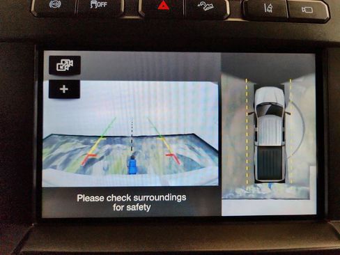 Used 2017 Ford F250 Platinum w/ Platinum Ultimate Package AWD/4WD image 21