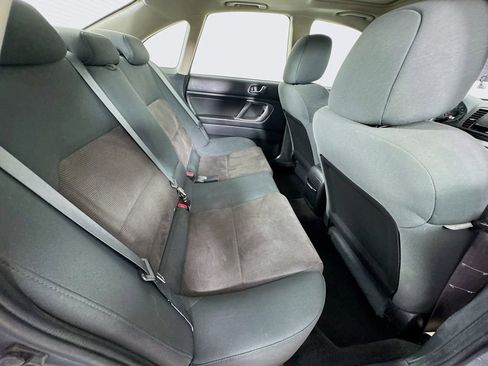Used 2008 Subaru Legacy 2.5i AWD/4WD image 31