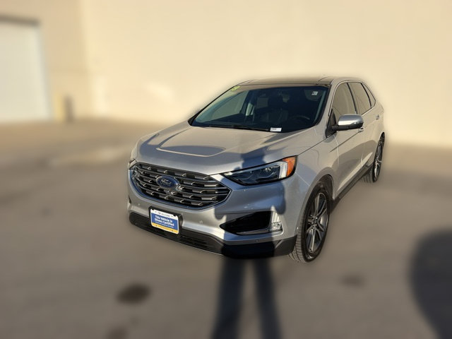 Used 2019 Ford Edge Titanium w/ Equipment Group 301A AWD/4WD image 13