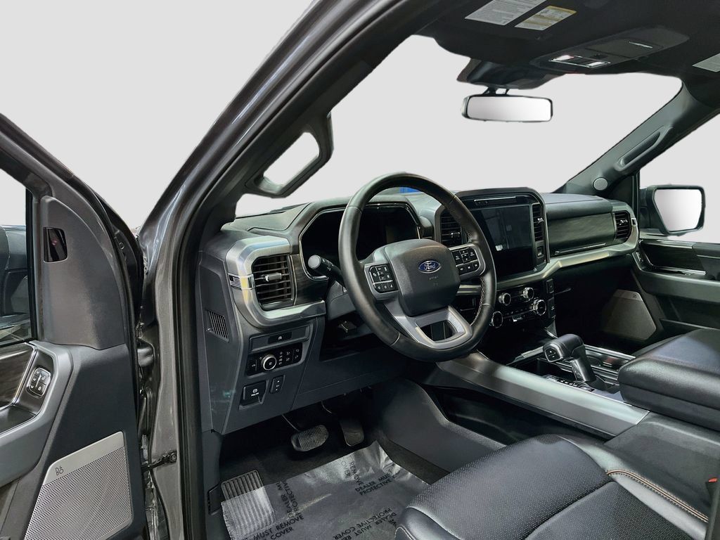 Used 2025 Ford F150 Lariat w/ Equipment Group 501A Mid AWD/4WD image 9