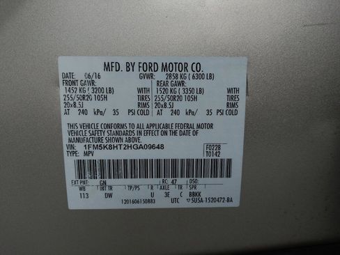 Used 2017 Ford Explorer Platinum AWD/4WD image 33