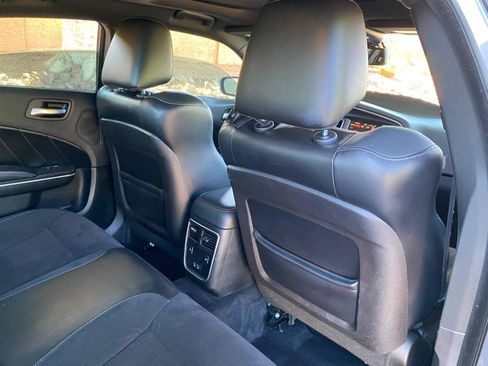 Used 2015 Dodge Charger R/T RWD image 44