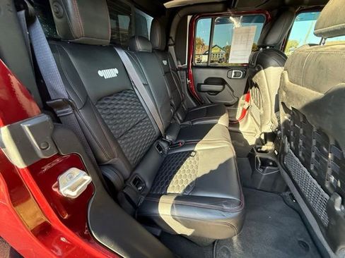 Used 2022 Jeep Gladiator Rubicon w/ LED Lighting Group image 27