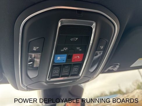 New 2026 Jeep Grand Wagoneer L Limited w/ Premium Group II image 25