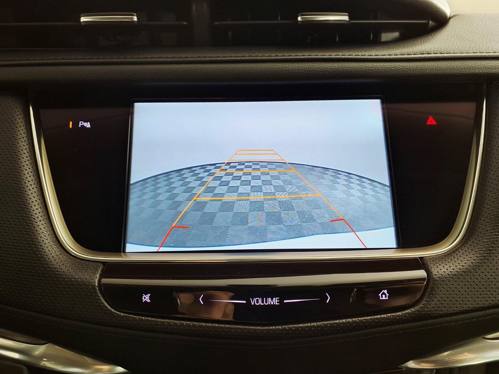 Used 2017 Cadillac XT5 Luxury FWD image 19