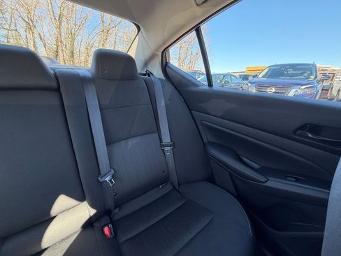 Used 2025 Nissan Altima 2.5 SV image 37