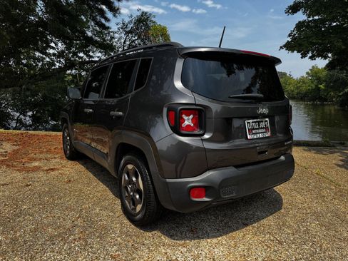 Used 2018 Jeep Renegade Sport w/ Power & Air Group FWD image 8