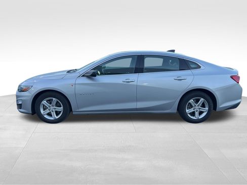 Used 2022 Chevrolet Malibu LS image 8