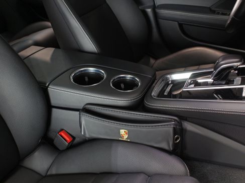 Used 2022 Porsche Panamera GTS AWD/4WD image 62