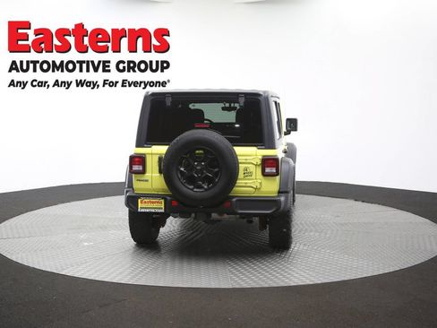 Used 2023 Jeep Wrangler Unlimited AWD/4WD image 38