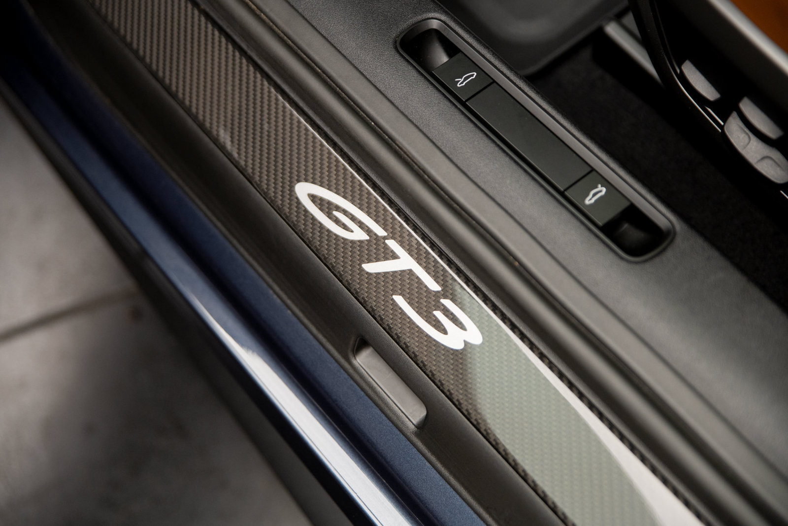 Used 2023 Porsche 911 GT3 RWD image 17