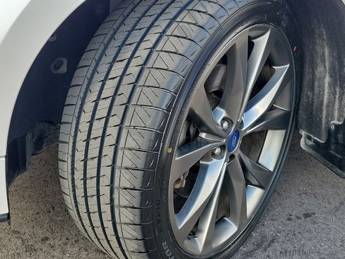 Used 2018 Ford Edge Sport w/ Equipment Group 401A AWD/4WD image 11