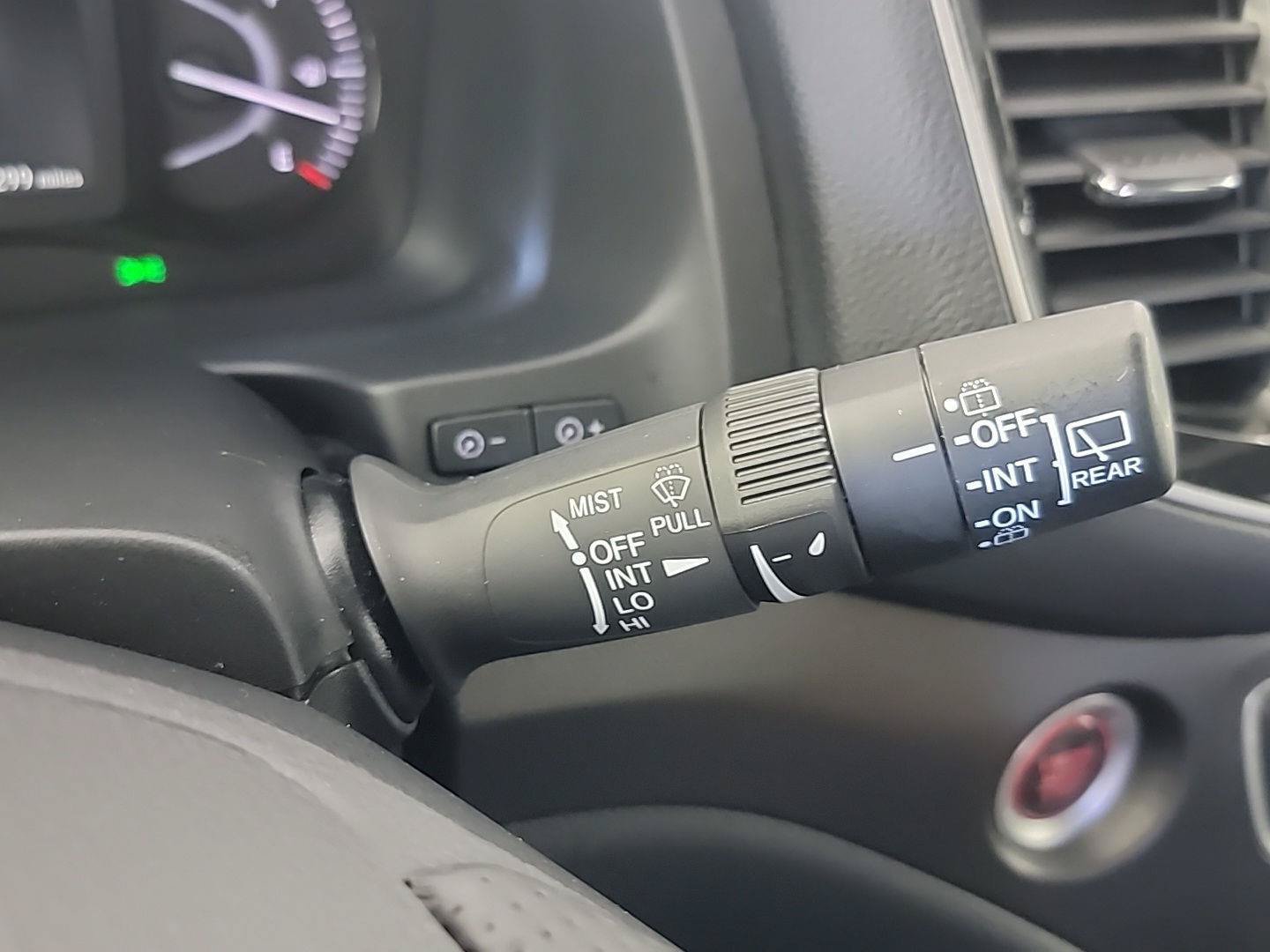 Certified 2025 Honda Passport TrailSport image 28