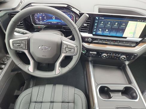 New 2025 Chevrolet Silverado 2500 LT w/ Trail Boss Package image 44