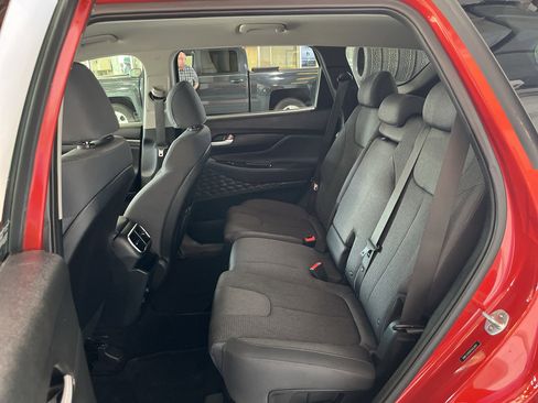 Used 2019 Hyundai Santa Fe SEL FWD image 14