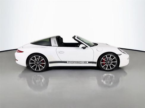 Used 2014 Porsche 911 Targa 4S image 28
