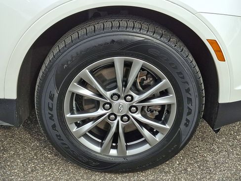 Used 2023 Cadillac XT5 Premium Luxury image 8