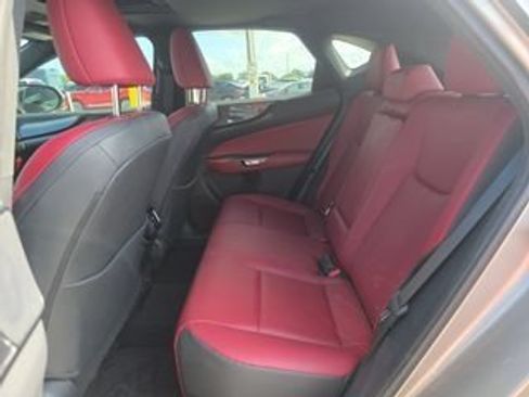 Used 2025 Lexus NX 250 FWD w/ Towing Package (2000 Lbs) image 7