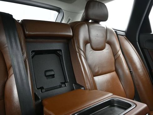 Used 2019 Volvo V90 T5 Inscription w/ Advanced Package FWD image 18
