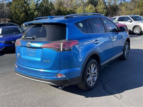 Used 2018 Toyota RAV4 Limited image 6