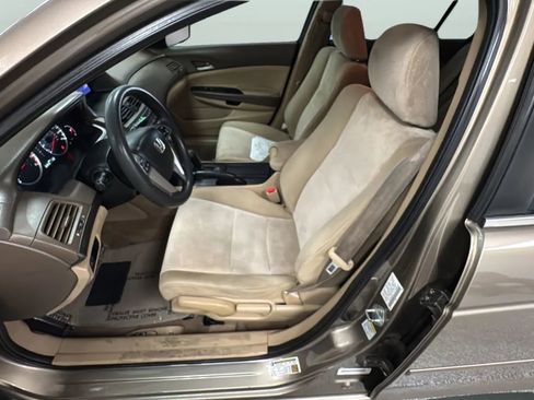 Used 2010 Honda Accord LX image 23