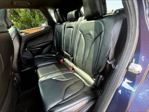 Used 2016 Lincoln MKC Select w/ Select Plus Package FWD image 28